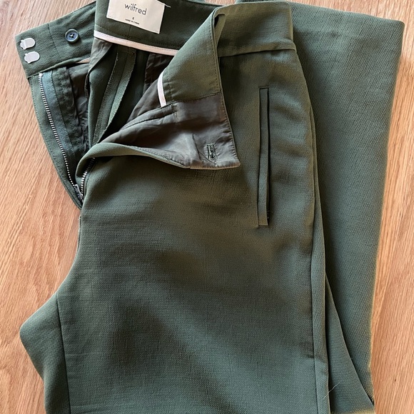 Wilfred Aritzia Cropped Straight Leg Trousers - Picture 2 of 4